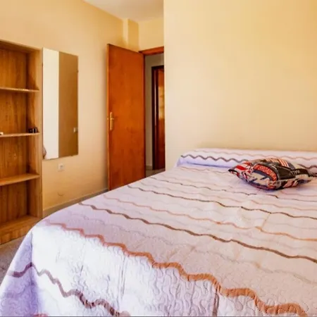 Moderno Con Terraza Privada Y Bbq A 5 Min De La Playa بيت للعطل