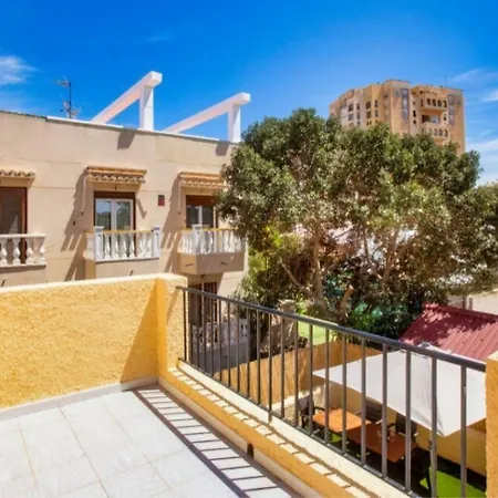 Moderno Con Terraza Privada Y Bbq A 5 Min De La Playa Torrevieja