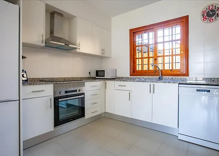 Moderno Con Terraza Privada Y Bbq A 5 Min De La Playa Torrevieja